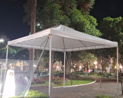 Tenda Piramidal