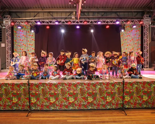 Uma noite de alegria e tradição na Festa de São João do Colégio
