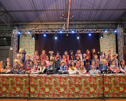 Uma noite de alegria e tradição na Festa de São João do Colégio