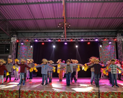 Uma noite de alegria e tradição na Festa de São João do Colégio