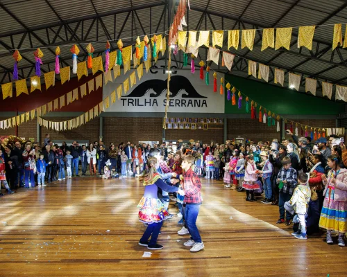Uma noite de alegria e tradição na Festa de São João do Colégio