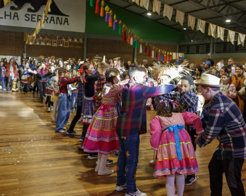 Uma noite de alegria e tradição na Festa de São João do Colégio