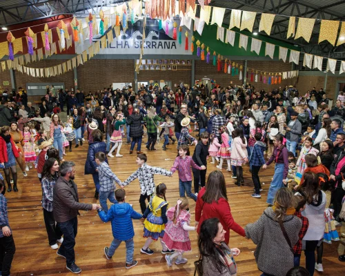 Uma noite de alegria e tradição na Festa de São João do Colégio