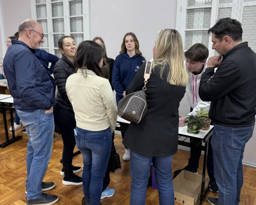 Alunos do 9º ano apresentam projetos com Micro:bit