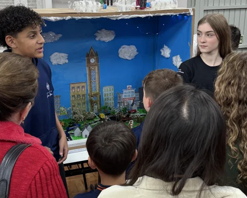 Alunos do 9º ano apresentam projetos com Micro:bit