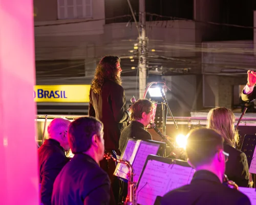 Espetáculo “105 Anos de História” encanta o público