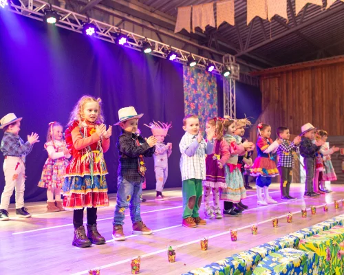 Tradição, alegria e integração marcam a Festa Junina do Colégio