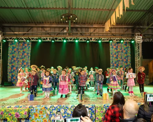 Tradição, alegria e integração marcam a Festa Junina do Colégio