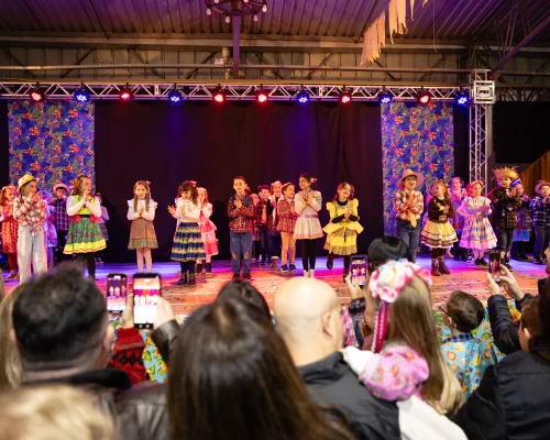Tradição, alegria e integração marcam a Festa Junina do Colégio