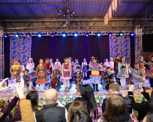 Tradição, alegria e integração marcam a Festa Junina do Colégio