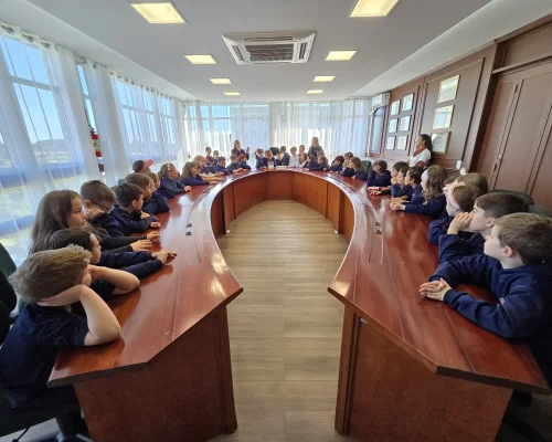 Alunos dos 2º anos visitam a Prefeitura de Carlos Barbosa