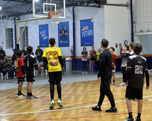 Interséries de Basquete movimentam a escola