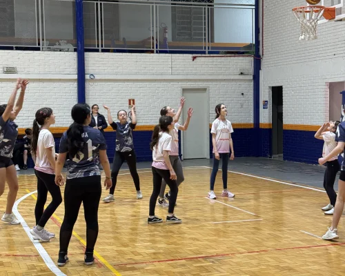 Interséries de Basquete movimentam a escola