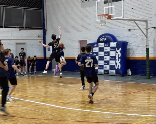 Interséries de Basquete movimentam a escola
