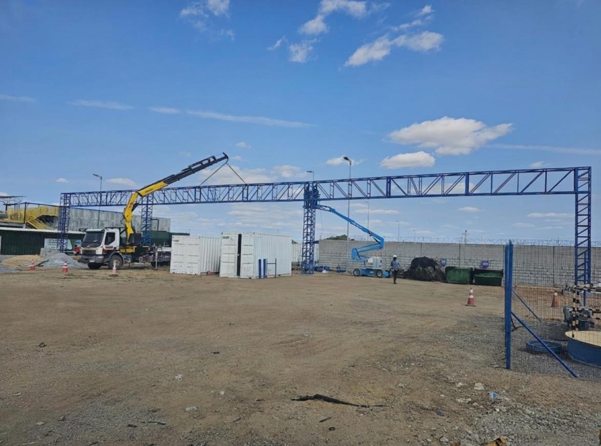 Construção de Pipe Rack e Passarelas
