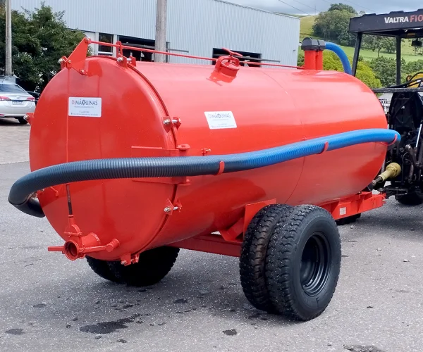 DISTRIBUIDOR DE ESTERCO LÍQUIDO 4000L