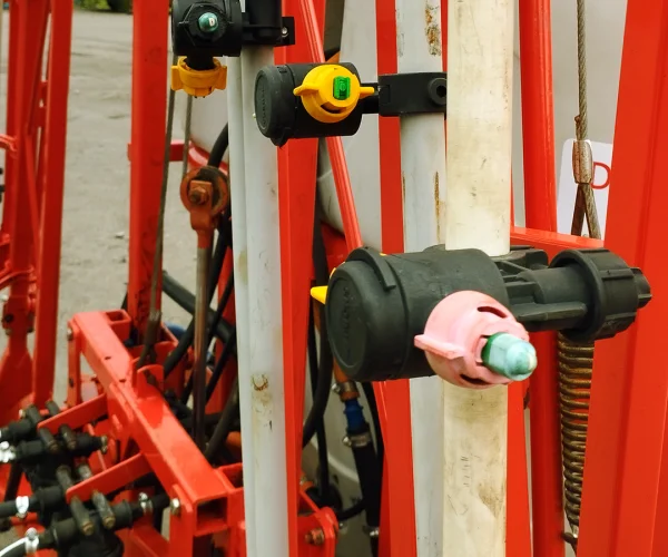 PULVERIZADOR KUHN 800L