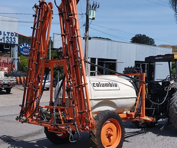 PULVERIZADOR JACTO 2000L