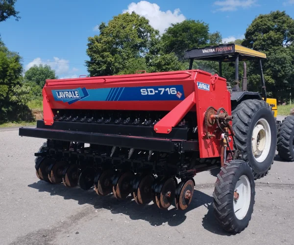 SEMEADEIRA (PLANTADEIRA) LAVRALE