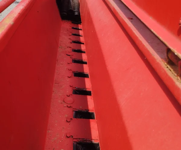 SEMEADEIRA (PLANTADEIRA) LAVRALE