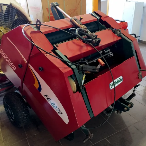 ENFARDADEIRA FINARDI