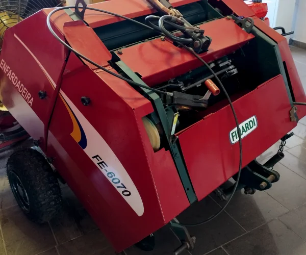 ENFARDADEIRA FINARDI