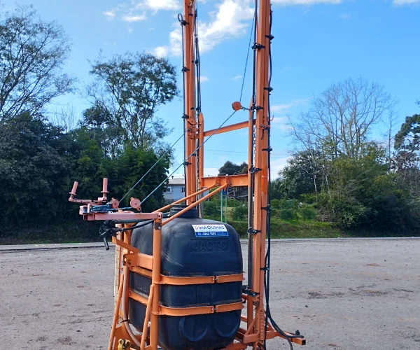 PULVERIZADOR JACTO 600L