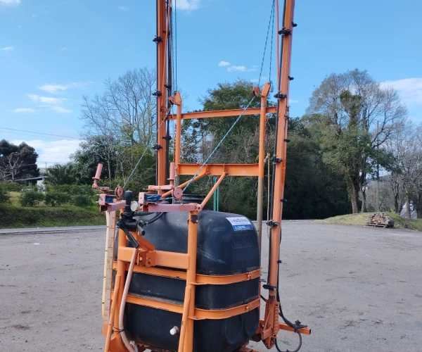 PULVERIZADOR JACTO 600L