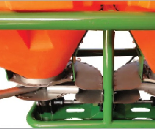 Distribuidor de sementes fertilizantes Maqtron