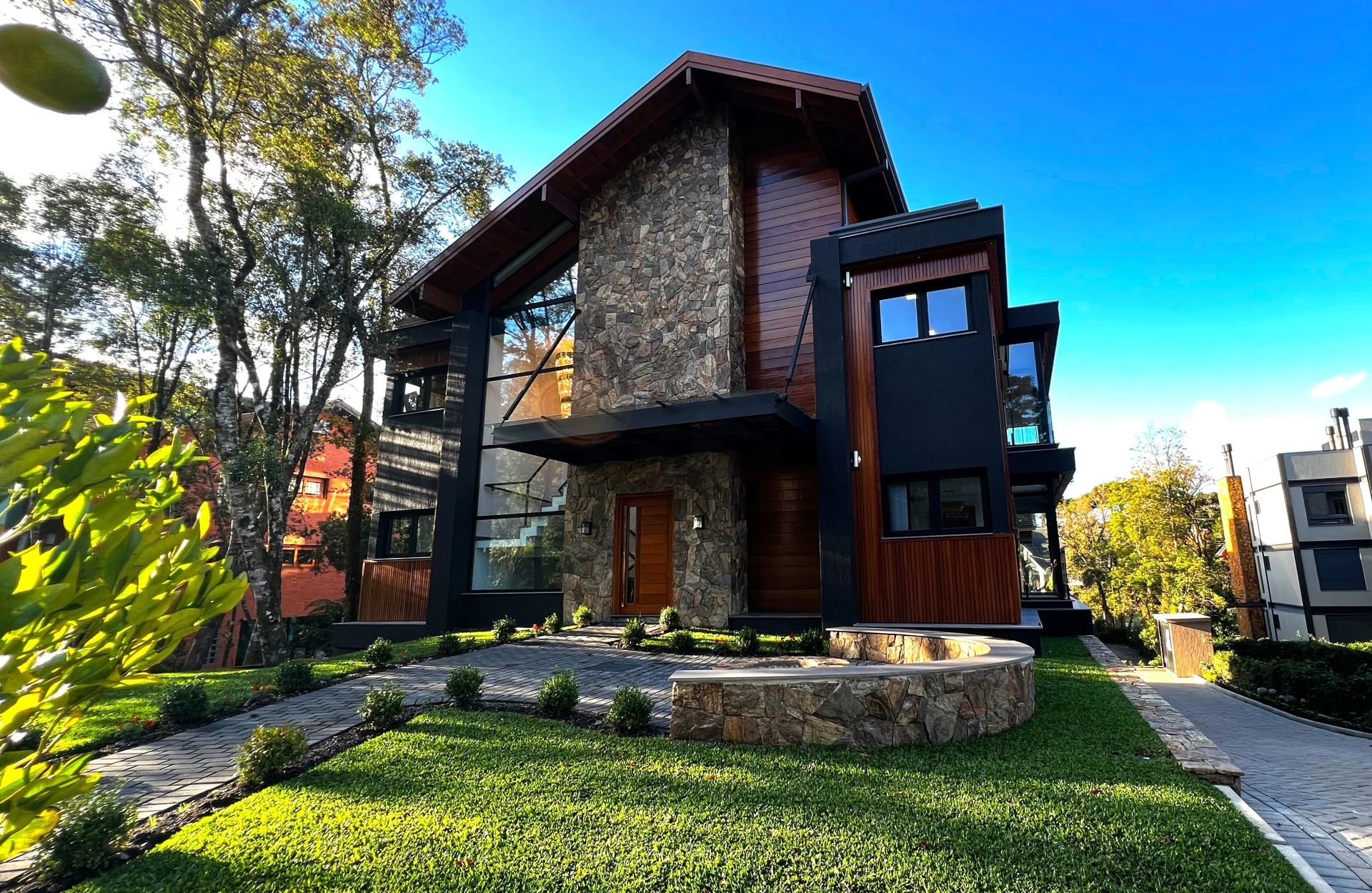 Plátanos Residencial - Canela