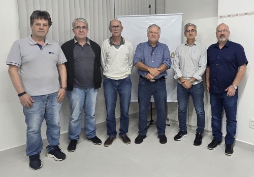 Assembleia reelege diretoria