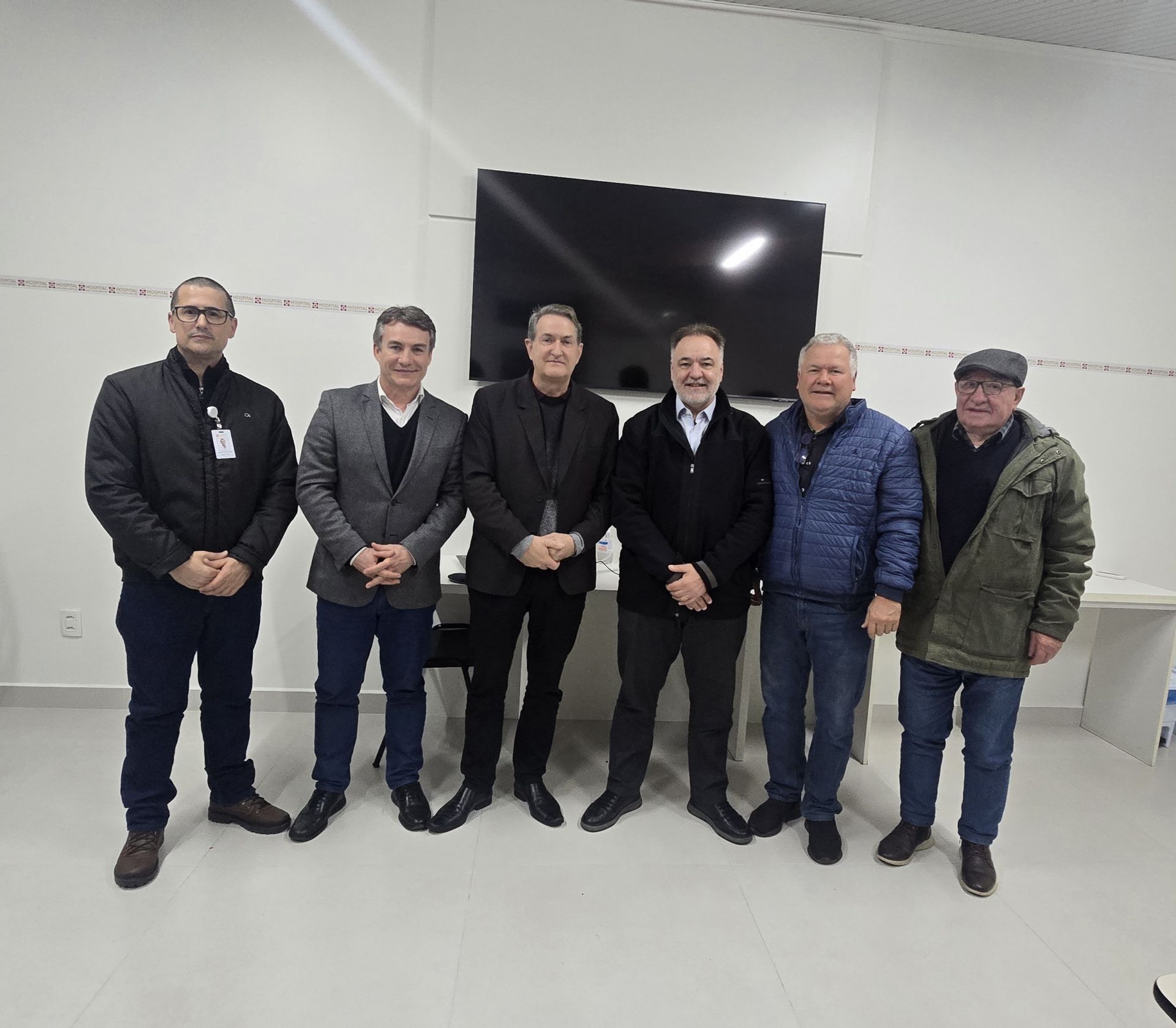 Deputados visitam o hospital