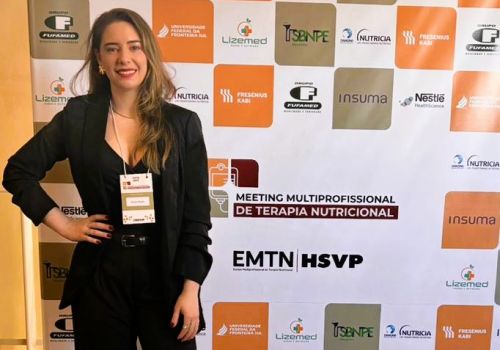 Profissional do HSJB participa de evento sobre nutrição