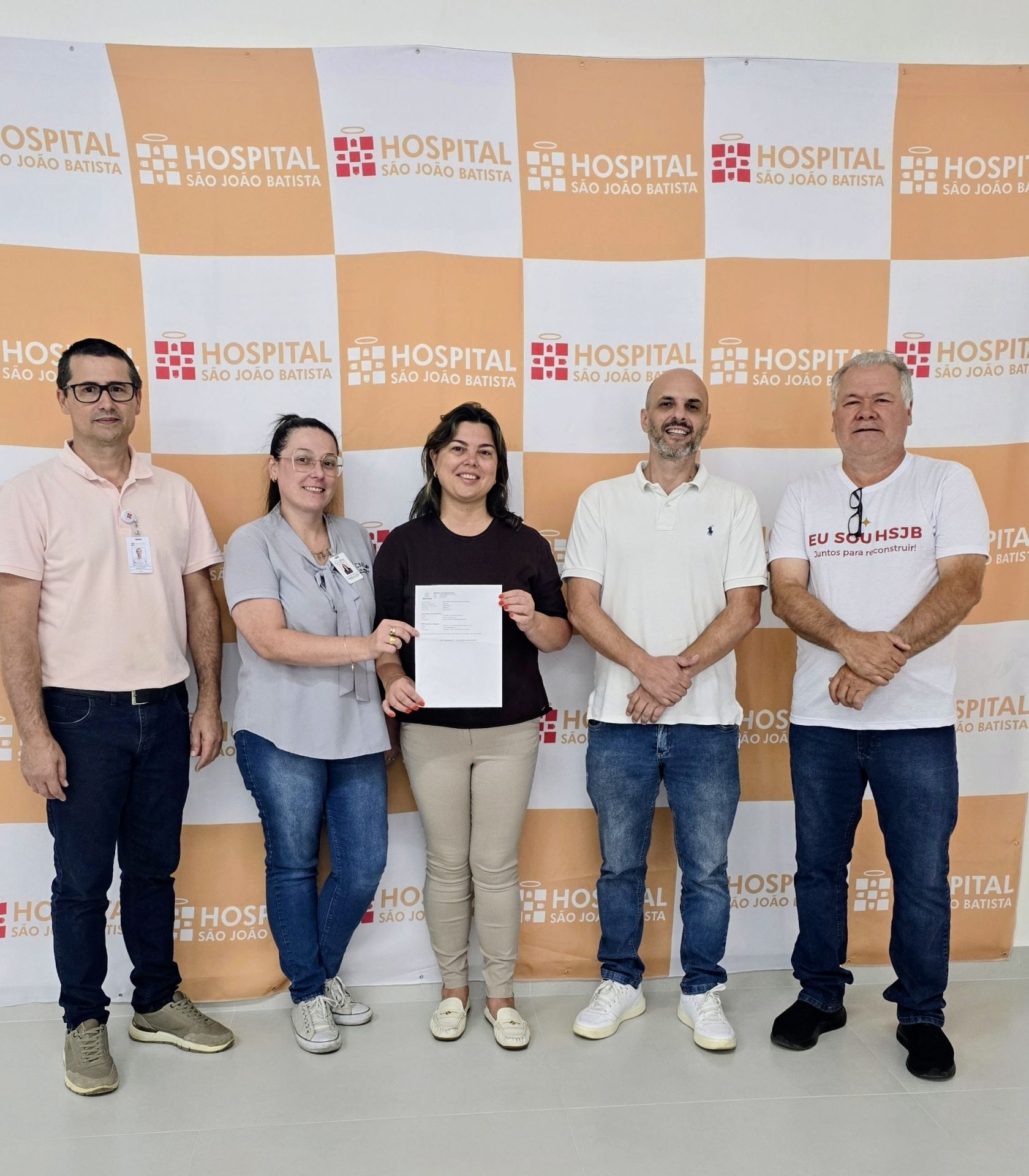 Grupo CMLab faz doação ao HSJB