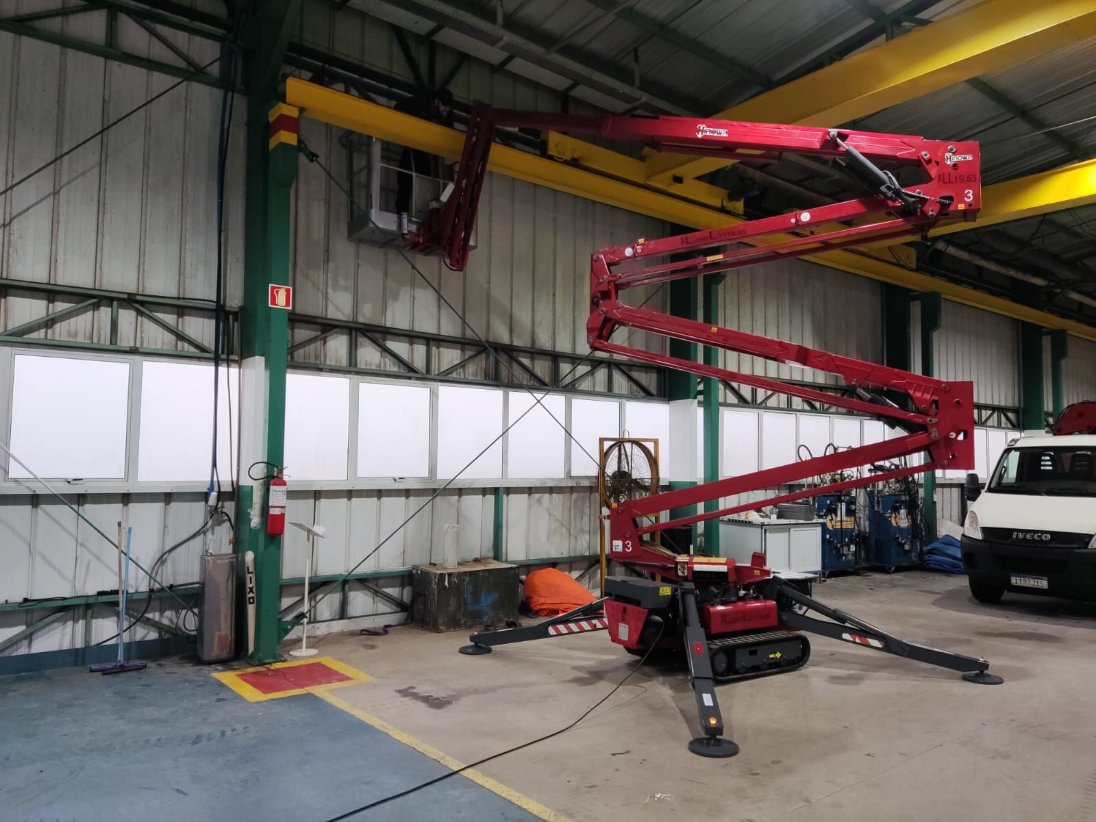Plataforma Hinowa Lightlift 19,65