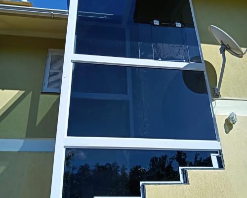 Fechamentos em Vidro Temperado Ou Laminado