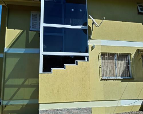 Fechamentos em Vidro Temperado Ou Laminado