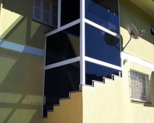 Fechamentos em Vidro Temperado Ou Laminado