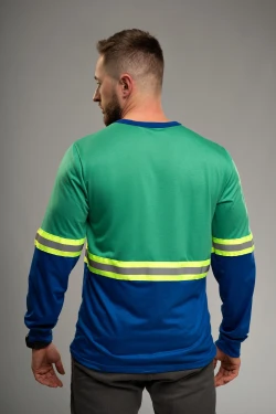 Camiseta com Faixa Refletiva