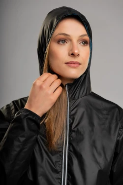 Jaqueta Corta Vento Feminina