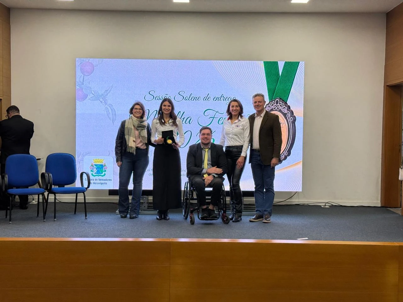 O Colégio Regina Coeli recebeu a Medalha Femaçã!