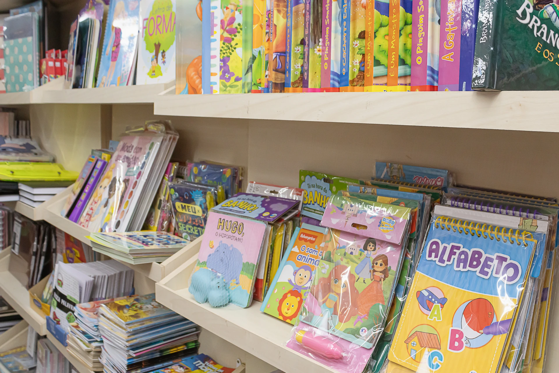 Livraria e Papelaria Reúna