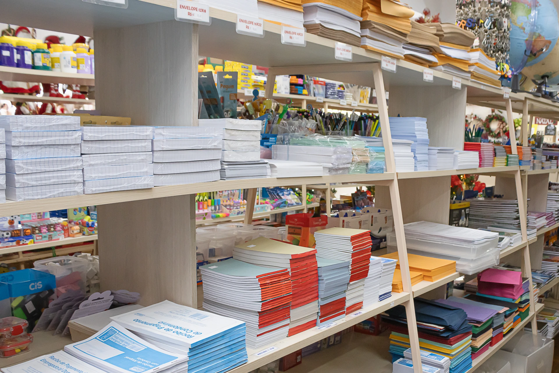 Livraria e Papelaria Reúna