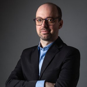 Dr.  André Luís Possan