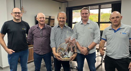 Governador Jorginho Mello visita empresários em Iraceminha/SC